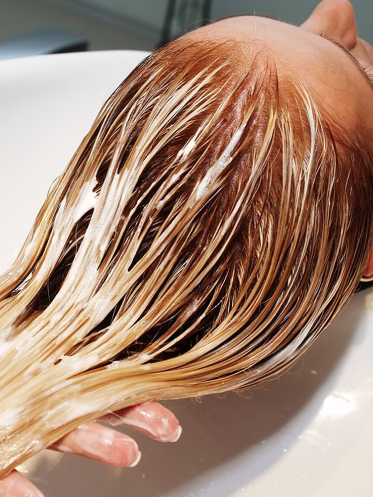 Soin, traitement et beauté du cheveu